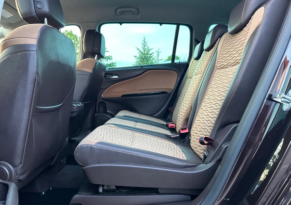 Opel Zafira cena 40000 przebieg: 199000, rok produkcji 2015 z Iłowa małe 631